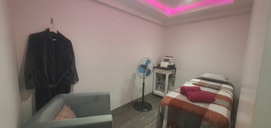 0 Bedroom Property for Sale in Wynberg Western Cape